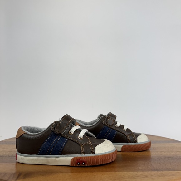 New NWOB Little Kids See Kai Run Lucci Faux Leather Brown Sneakers Shoe Size 7 C - Picture 1 of 8